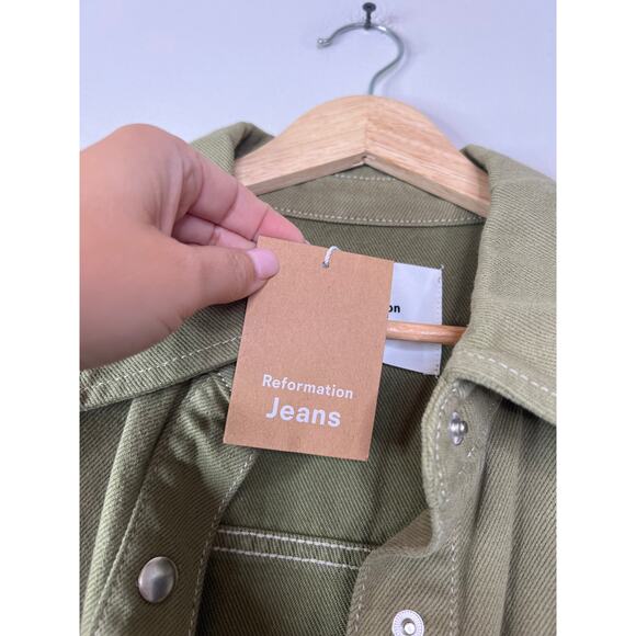 NWT Reformation Ace Oversized Shirt Button Down Patch Jacket Dried Herbs Size: M - Picture 5 of 8